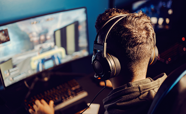 #UQ researchers are suggesting a new diagnosis should be added to the official world diseases list to better identify those with gaming disorders.

Find out more: uq.edu.au/news/article/2…

#Health #Research #Gaming <a href="/GaryCKChan/">Gary Chan</a>
