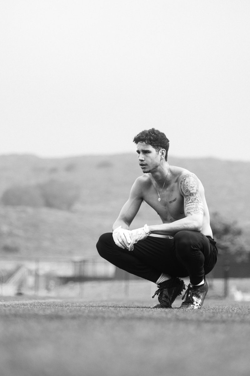 📈🙏🏼<a href="/CLUFootball/">Kingsmen Football</a>