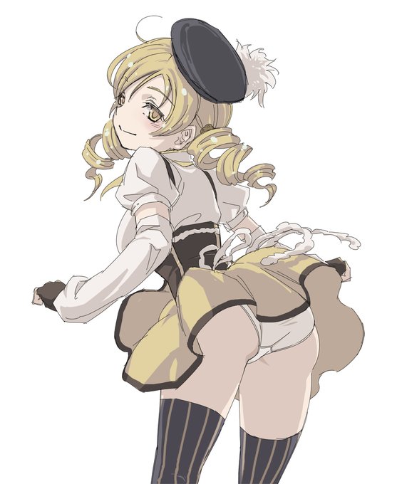 今日の再掲。なぜかしばしばおすすめトレンドに出てくる人(2023/4)。ざっと描いた割に評判良かったです。やっぱりマミさんは人気だなあと思いました。パンツ。(←結語)(←尻なだけに) 