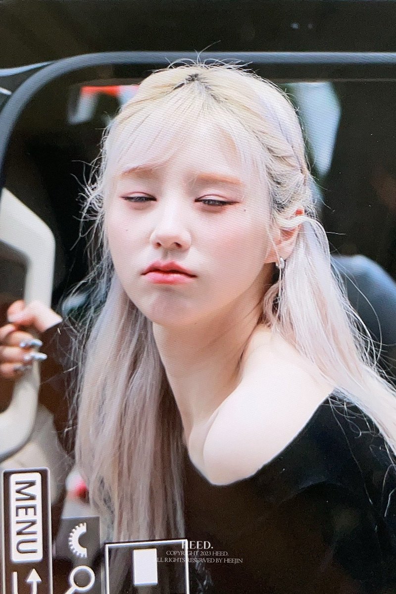 240614 #희진 ㅋㅋㅋㅋㅋ아니지금태어났는데무대어케함 ㅜㅜㅜㅜㅜㅜㅜㅜㅜㅜㅜㅜ일어나ㅜㅜㅜㅜㅜㅜㅜ밤에주무시라구ㅜㅜㅜ요ㅜㅜㅜㅜ