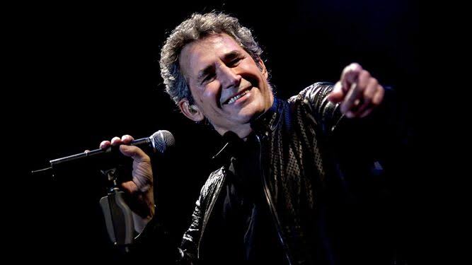 MusicRandomFact's tweet image. Junio 7, 1944 
Nace en Granada, España, MIGUEL RÍOS Campaña. Músico, compositor y cantante, inició su carrera en 1962 como "Mike Ríos" -el Rey del Twist-, desde 1969 continúa como Miguel. Es pionero del Rock hispano, su estilo ha variado desde el rock n Roll, pop, jazz y big band