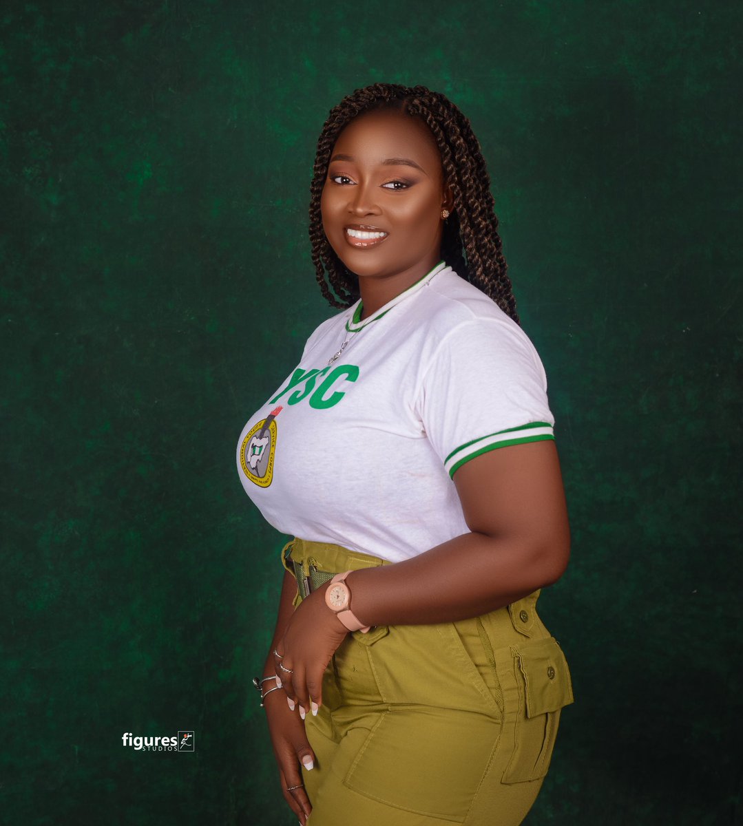 kuyooro_v's tweet image. Proudly passing out with purpose! Thank you Jesus 🥳🎊🎉🎓 #NYSCPOP #ServiceAndSuccess #NextChapter