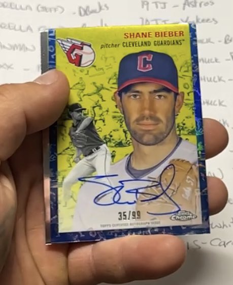 AGaggleOfKids's tweet photo. Today I hit this Series Two 1989 RC Auto of Encarnacion-Strand in a break and last week I hit a Bieber Auto in a break.
Not that Iβm complaining, but can I hit an auto of someone that is not dealing with season ending injuries?
#Reds #Guardians #Bieber #EncarnacionStrand https://t.co/eGu0A091ls