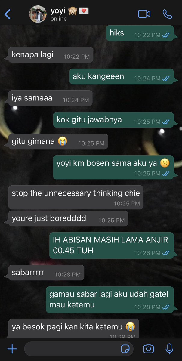 calinsetbisoux's tweet photo. untuk #yiia (yang inget-inget aja) dohyuck au wherein si tuan muda doy tuh S2 di aussie; ini pas heci lagi gantian visit ke sana heheheh alay dikit soalnya pesawat heci lagi transit di dps https://t.co/pTwks1vE1v