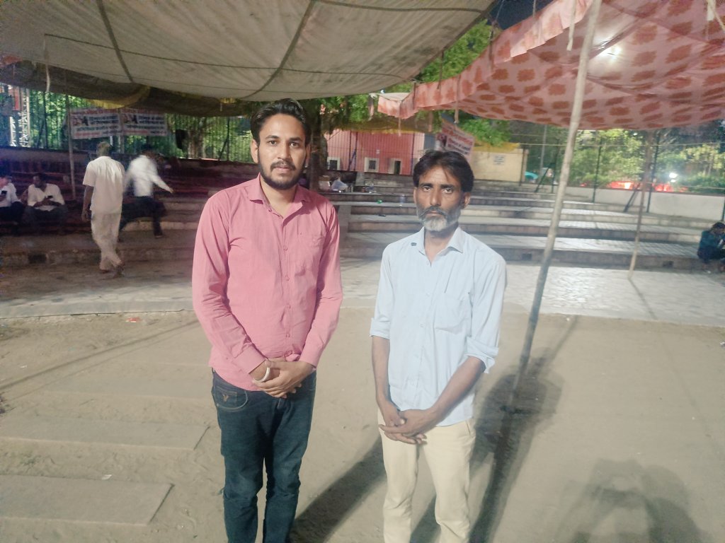 PawanMundaliya1's tweet photo. बहिन को न्याय  के लिए ज्यादा से ज्यादा ट्वीट करे @GOGARAMSAHARAN #डिंपल_बहन_न्याय_मांगे https://t.co/X3G1nMtWJE