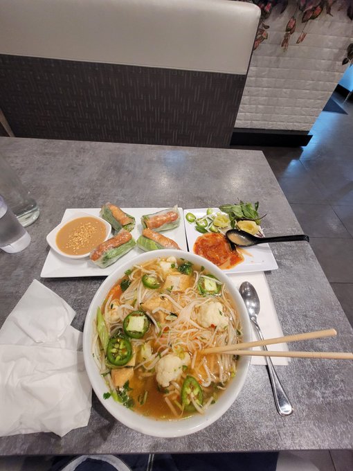 Dinner by myself because I like that... Unless you like my taste.😝🫰 https://t.co/nlq5qzrdnP