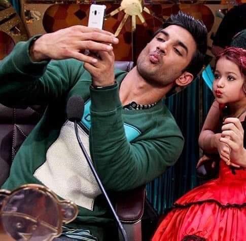 Annu4SSR's tweet photo. 1 Politician/Minister  AU
2 Actors Arbaaz/Suraj 
1 Builder Imtiyaz 
1 Actress Brother Showick 
CBI needs to get hold of the culprits of Sushant Singh Rajput at earliest, without any further delay ! 
@narendramodi
@HMOIndia
@NiteshNRane

4years Of Injustice To Sushant https://t.co/TdBQNBZNpo