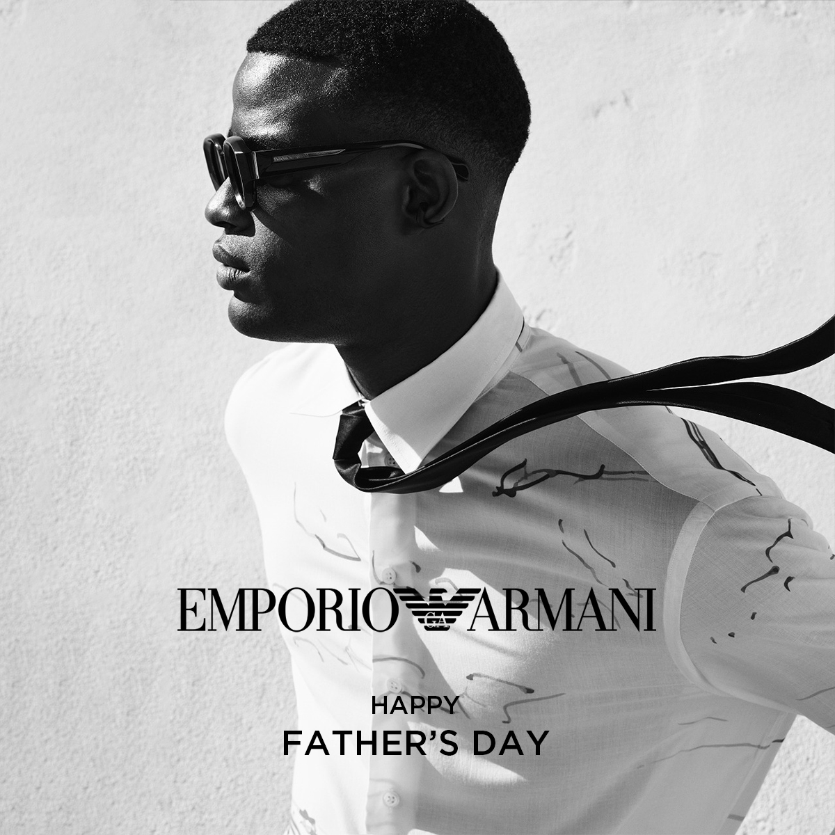 ARMANI_JAPAN's tweet photo. The Best Gift for the BEST DAD!

6月16日（日）は #父の日 です -- 洗練されたアイテムが、特別な気持ちを届けます
#EmporioArmani #EASS24 #FathersDay

https://t.co/XGmqWEkNJ0 https://t.co/2LzUXplgC2