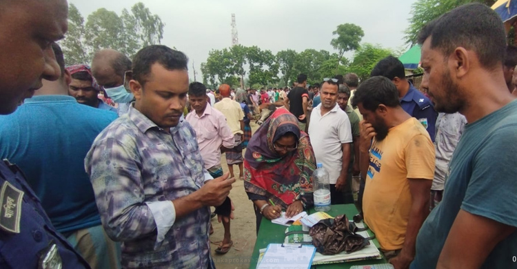 পশুহাটে অতিরিক্ত খাজনা আদায়, ইজাদারকে ৫০ হাজার টাকা জরিমানা