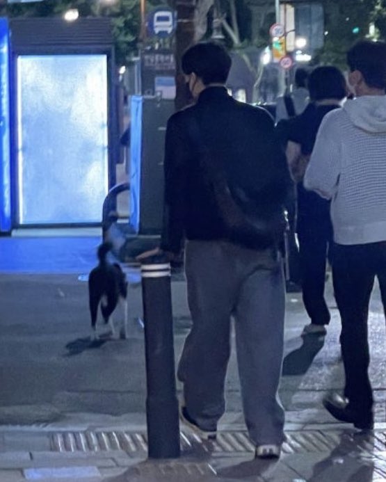 JONGIN IN ITAEWON ANOTHER JONGIN UPDATE OP MEET HIM  OH MY GOD