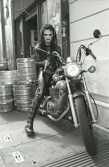 EaracheRecords's tweet photo. Mortiis
#mortiis #Stargate #cryptofthewizard #darkdungeonmusic #earacherecords https://t.co/jfUZXM58XC