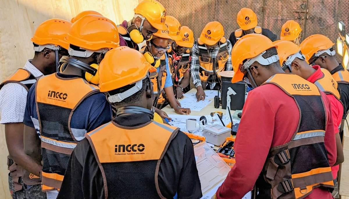 0000Mats's tweet image. @Ruanjian_Ltd we are 🔧 Empowering our new interns with valuable skills! 🌟 We're dedicated to providing them with the tools and knowledge they need to excel. Excited to see their growth and contributions! 💼📈 #Internship #SkillBuilding #FutureEngineers #Ruanjiangroup