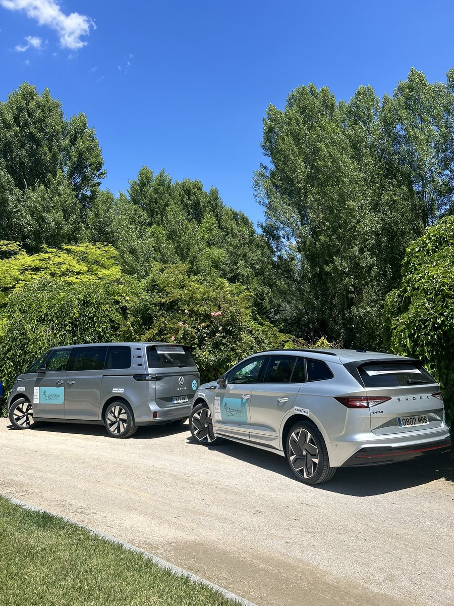 Hoy tocaba hablar de eficiencia en el #ayvensecomotion2024 con los amigos de <a href="/VW_es/">Volkswagen España</a>. Encantados de acompañaros <a href="/AyvensES/">Ayvens España</a>