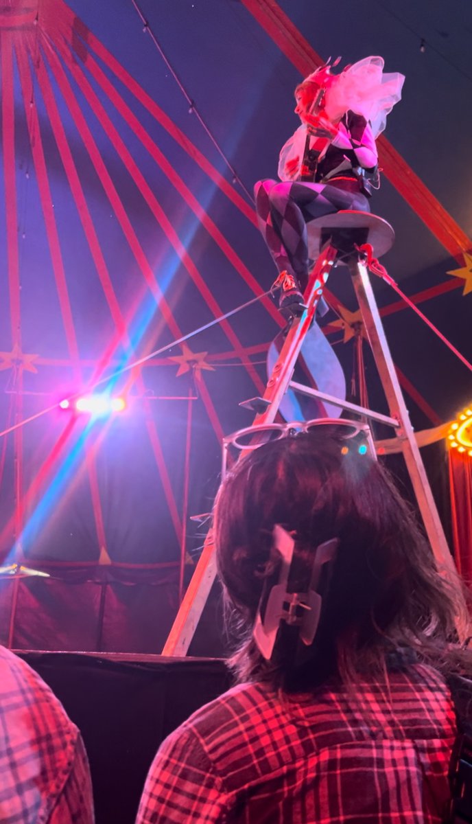 Rachel “Apple Tater” Victor 📚✨ tweet media