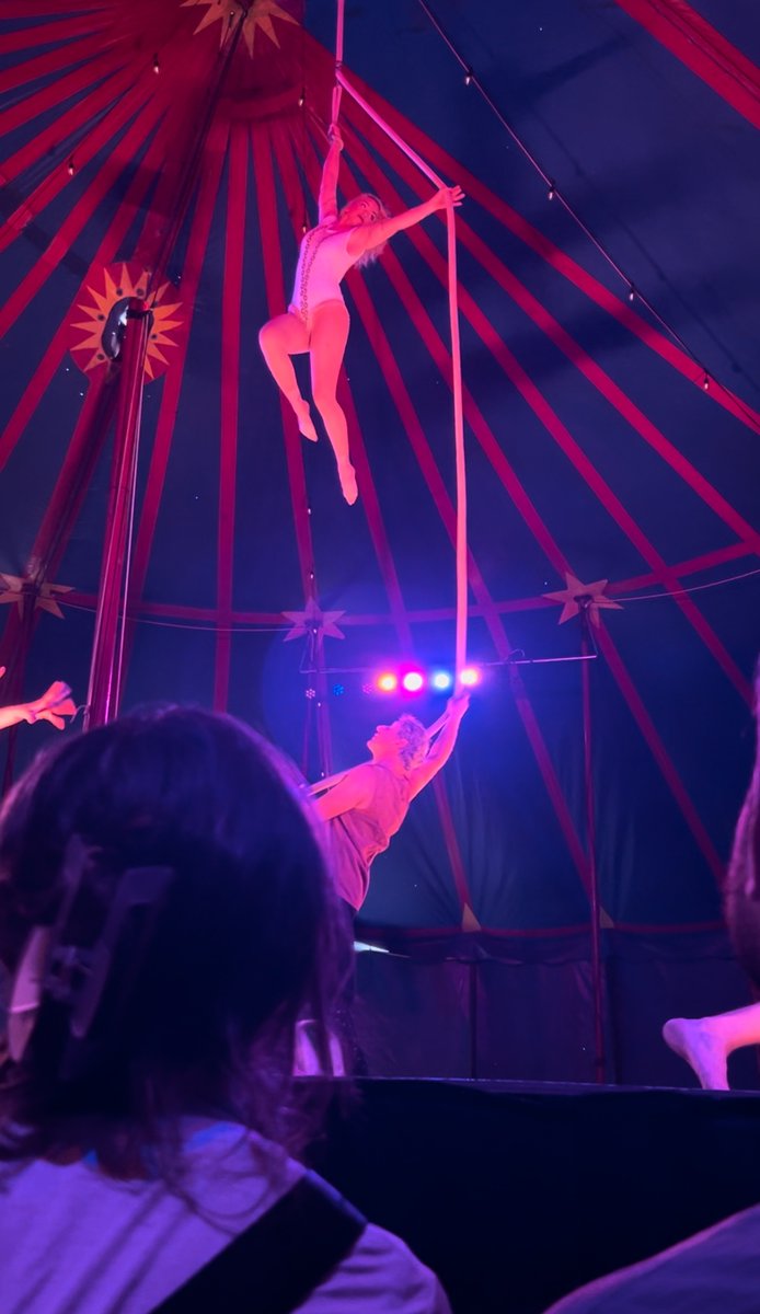 Rachel “Apple Tater” Victor 📚✨ tweet media