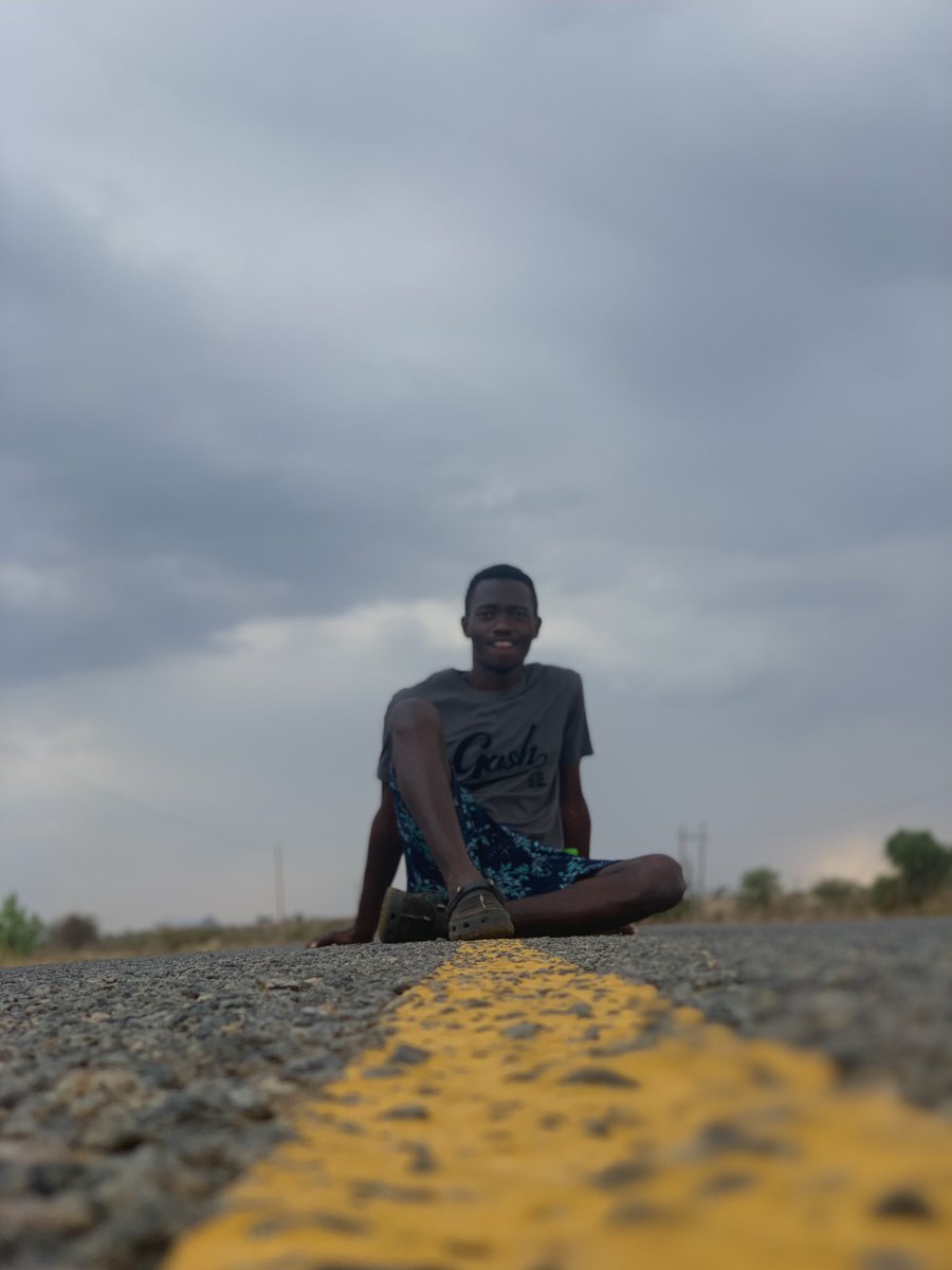 Friday is here!!!
Middle road picture challenge.