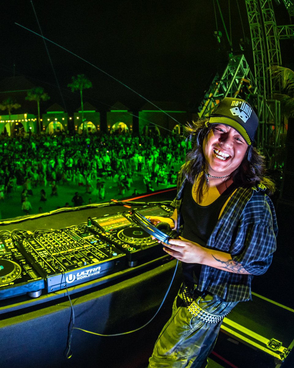 Ultra Bali tweet media