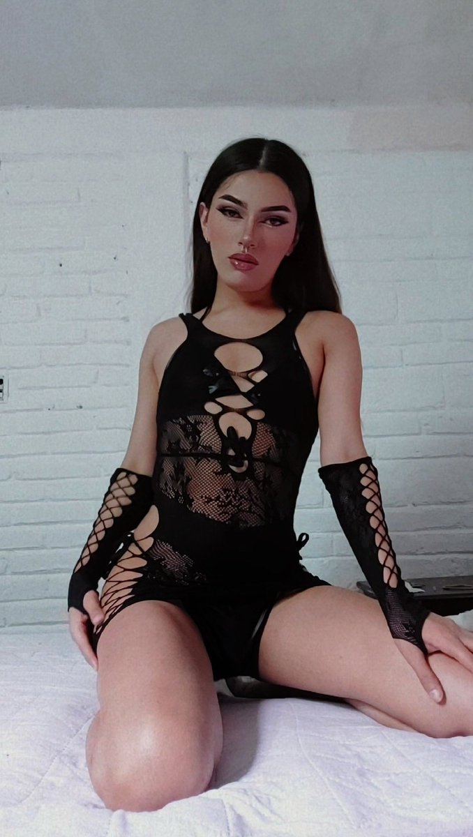 vannOMG's tweet photo. ¿Alguien para hacer contenido? 🔥 https://t.co/DMTW7pbrod