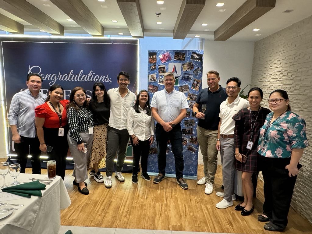 osmthome's tweet image. On June 11, Rederiet Stenersen and OSM Thome representatives celebrated the 50th anniversary of Rederiet Stenersen and three decades of their successful partnership with OSM Thome.

Read more at facebook.com/osmthome/posts…

#osmthome #itsallaboutpeople #teambuilders
