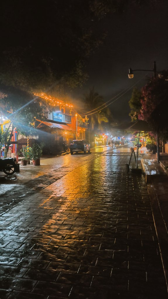 edsoncruzt's tweet image. Otra noche, otra lluvia...
🏝️⛈️🍀🔥 #smokeweed #ahumado420 #zipol #adoquin #costa #oax #marihuanocosteño #lacasa #el_lugar #el_tiempo