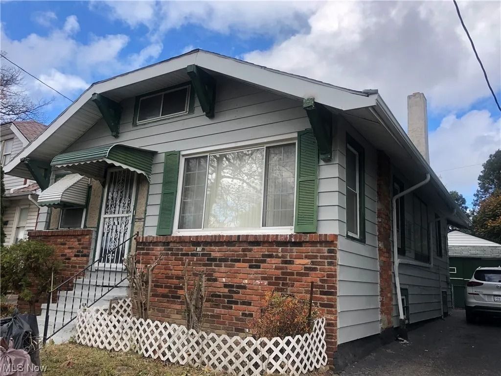 PtekHolding's tweet image. Great news! 
#PropTechHolding just acquired another property in Cleveland, Ohio! 
Located at 11405 ABLEWHITE AVENUE, it&apos;s secured with a Section 8 contract!  
Ownership confirmed on the Ohio Gov&apos;t website (buff.ly/45lMEEs ).  

#PropTechSocial #Investing #StableReturns