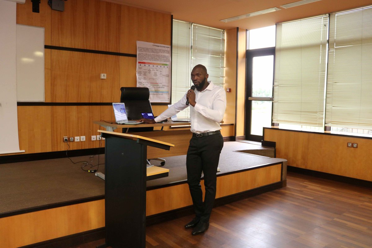 E3MG_Gabon's tweet photo. Suite des soutenances à l'E3MG des Ingénieurs pour leur spécialisation en Extraction minière et Traitement du minerai devant le jury présidé par Mme Assia TRIA, Directrice de IMT Mines ALES, assisté de Julien MAURIN, Chercheur à IMT Mines Ales. https://t.co/FCSjW2ne6n