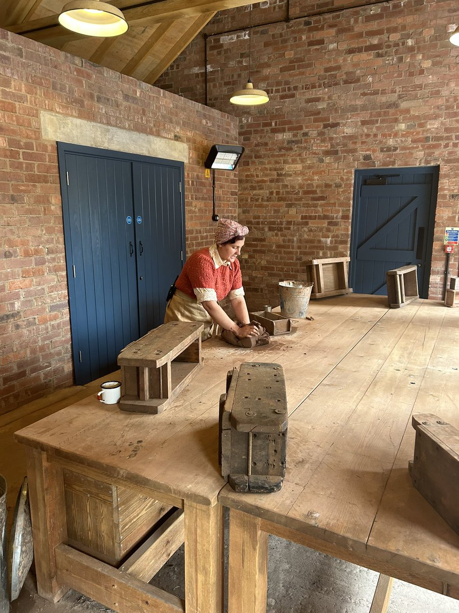 DominicJonesUK's tweet image. What an incredible treat to get a guided tour from the excellent @izzyhtaylor of @BCLivingMuseum including some time meeting those that make the magic happen at  #AIMConference2024 @Aimuseums also great to spend time with  @RhiannonJH_CEO on the tour too