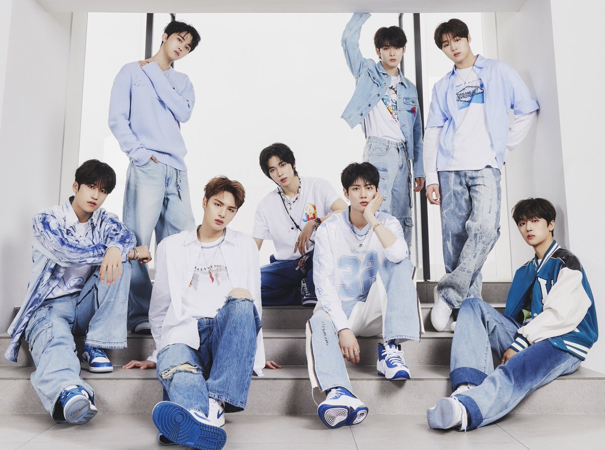 6/15(土)あさ6：30の
『#ドデスカ！』に…

／
韓国のボーイズグループ
#LUN8 が生出演⚡！
＼

彼らが出演する
メ～ロメロ!フェス!!2024🐑🐺
ただいま2次先行受付中です✊🔥
t.pia.jp/pia/event/even…

#루네이트 #ルネイト #meromerofes