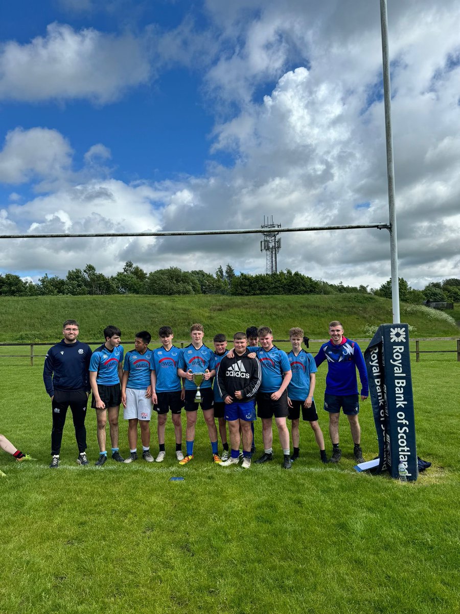 Congratulations to the S2/3 rugby who won the M77 cup 7s cup!! Fantastic year for rugby in the school!! 🏉 🏆