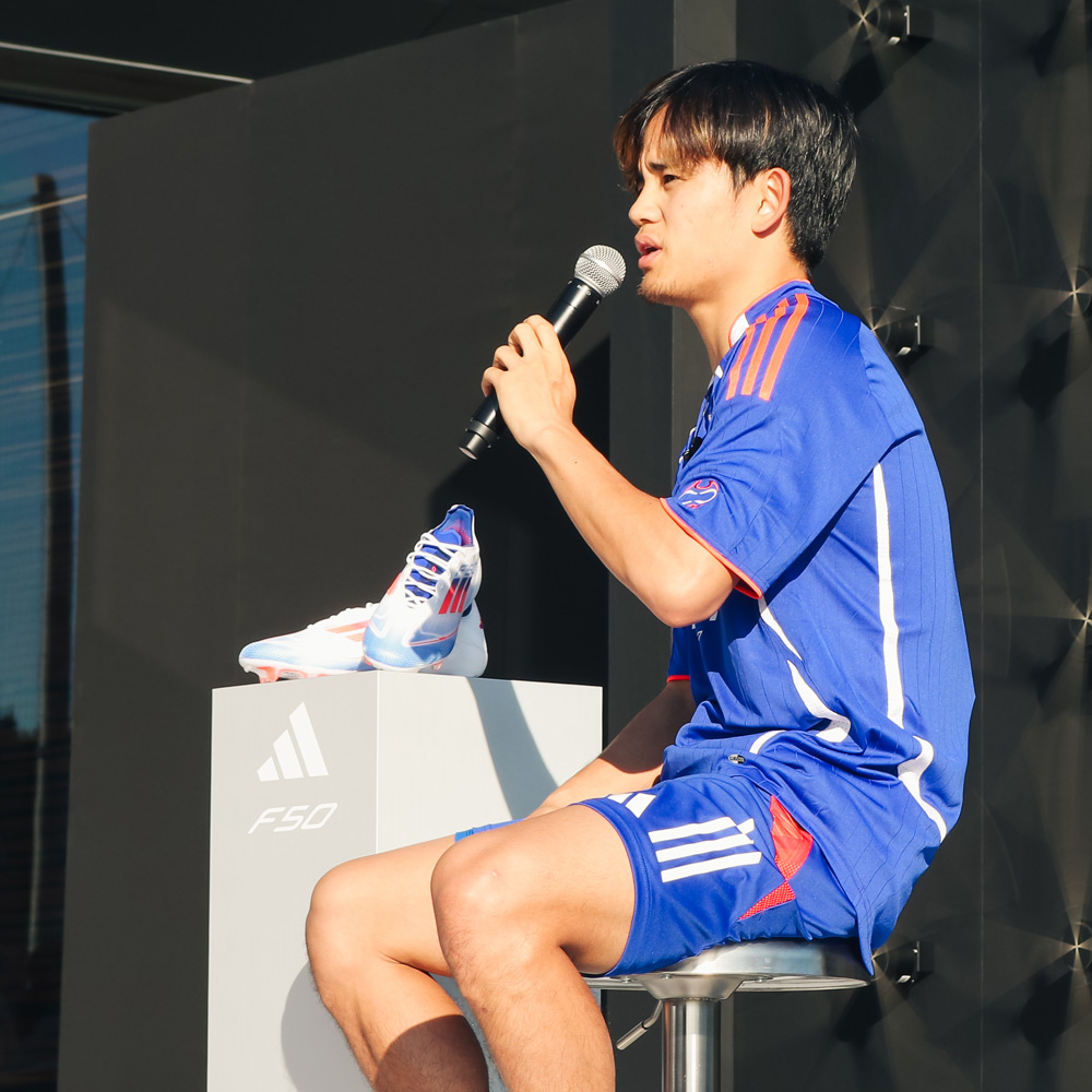久保建英 選手が「アディダス フットボール プレゼンツ タケトーク