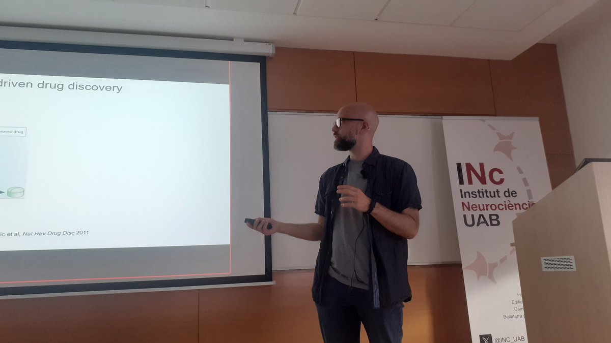 Thanks to Neurodocs for organizing Dr Alessandro Priggione's brilliant #INcUABseminar on using organoids for Neuroscience research