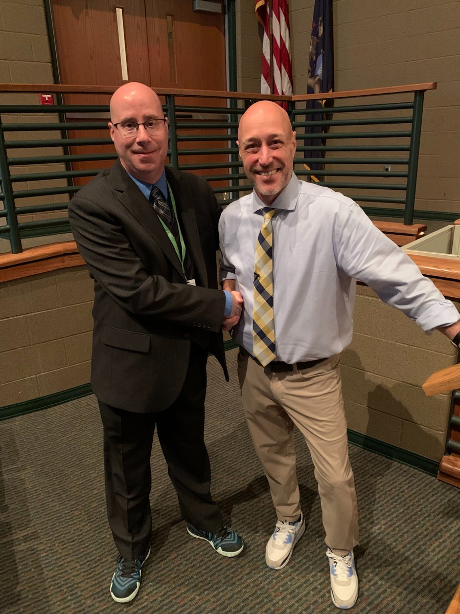 JohnWMertz's tweet image. Super excited for day two of our OCS Administrative Retreat.  This morning&apos;s agenda will include meeting virtually with the incredible @Joe_Sanfelippo who was the keynote at the OCS Fall Conference this year. 
#LeadFromWhereYouAre  #OCSRocks