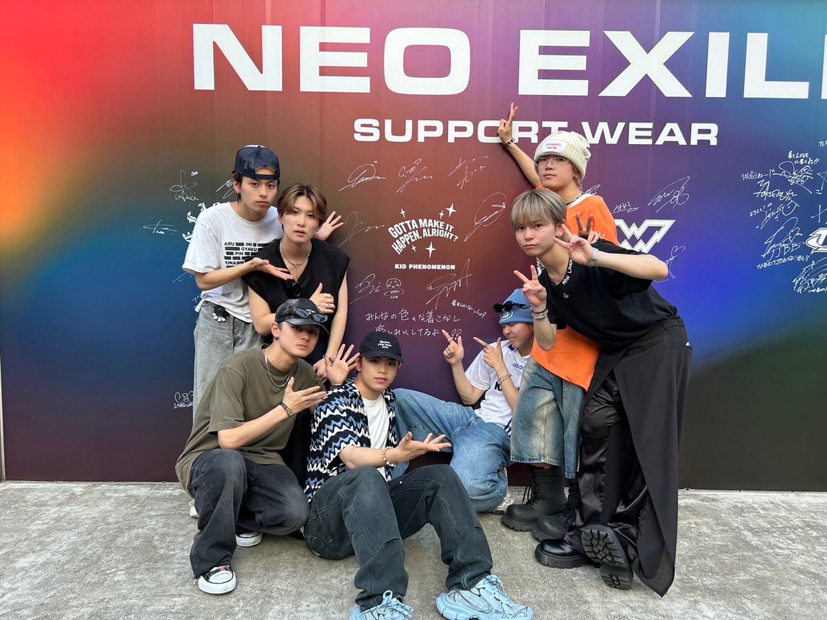 ミュージシャン NEOEXILE KIDPHENOMENON supportwear VERTICAL GARAGEへ遊びにいきました✨ 期間限定でNEO EXILE仕様の