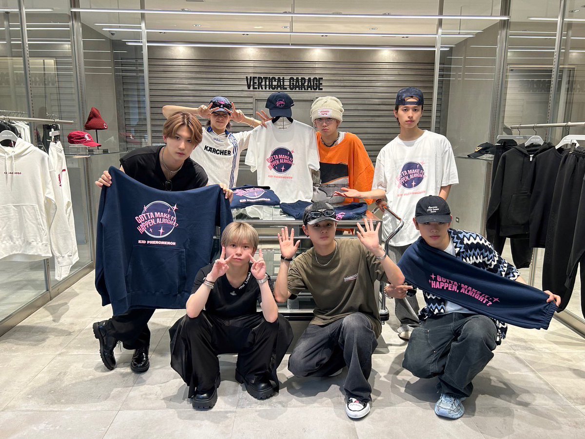 VERTICAL GARAGEへ遊びにいきました✨ 期間限定でNEO EXILE仕様の