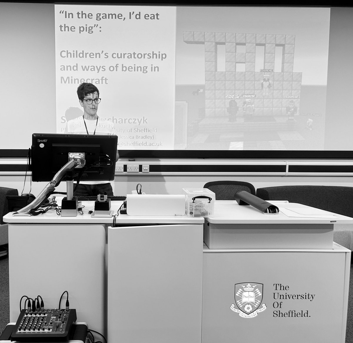 Finishing out first breakout with Stefan Kucharczyk on children’s curatorship in Minecraft #SheffLits24