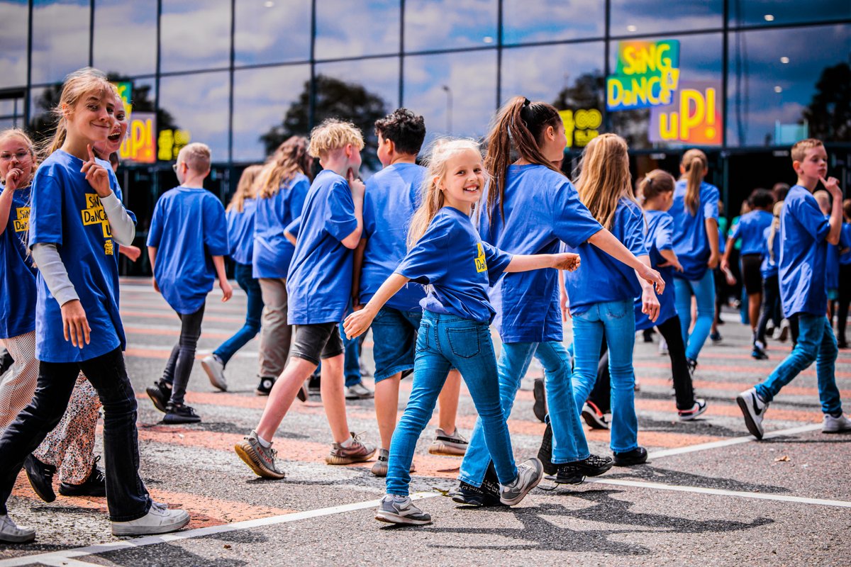 5.000 kinderen zijn de ‘supersterren’ tijdens Nederlands’ grootste zang- en dansevent in de Brabanthallen 's-Hertogenbosch!

Lees hier meer: eljafoundation.nl/5-000-kinderen…

 #ELJAFoundation #SingAndDanceUP @meermuziekklas
