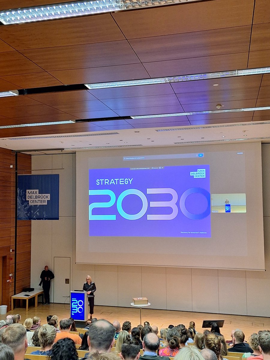 Great day to hear about the MDC2030 strategy plans from our scientific director Prof. Dr. Maike Sander! Together, we can empower our communities with the power of science and innovation. Let's create a future where everyone thrives! 🌍✨ #MDC  #MDC2030