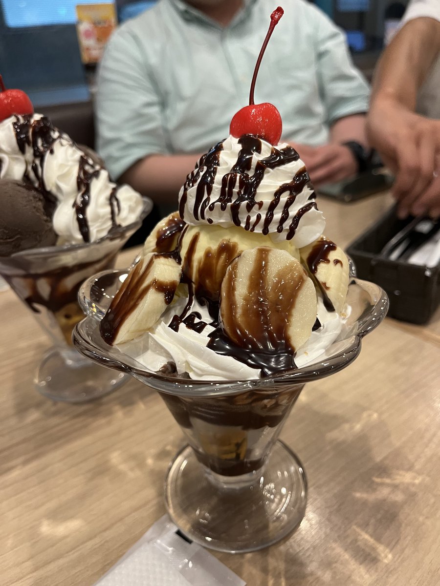 2days大食いオフ会参加してた〜
来れなかった人ともビデオ通話で話せたし良かった〜
テレさん髪モサモサやった〜