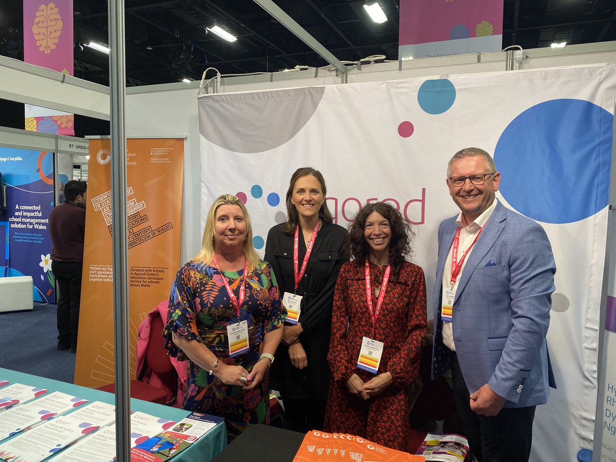 Darren Howells tweet media