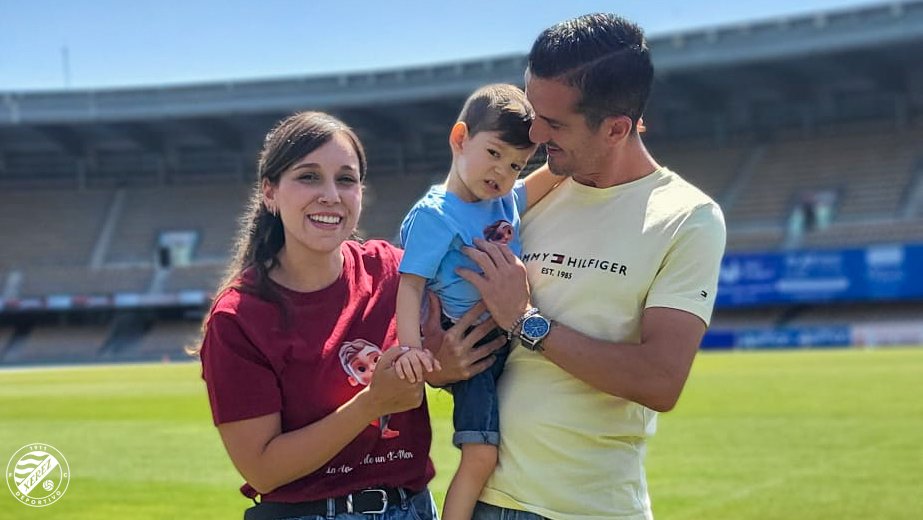 💙🦸🏻‍♂️ Hoy hemos recibido la visita de un verdadero superhéroe.

💪🏼 Nuestro amigo Martín nos ha dado toda la fuerza necesaria para el partido de este domingo.

🤝 Gracias a la <a href="/XerecismoLibre/">Fundación Xerez Deportivo</a> por hacerlo posible.

#LibreYNuestro | #SomosUno