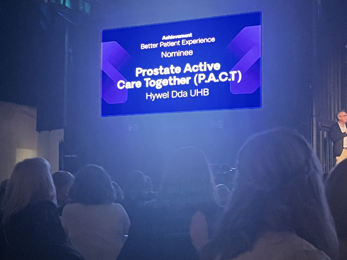 Helen Harries tweet media