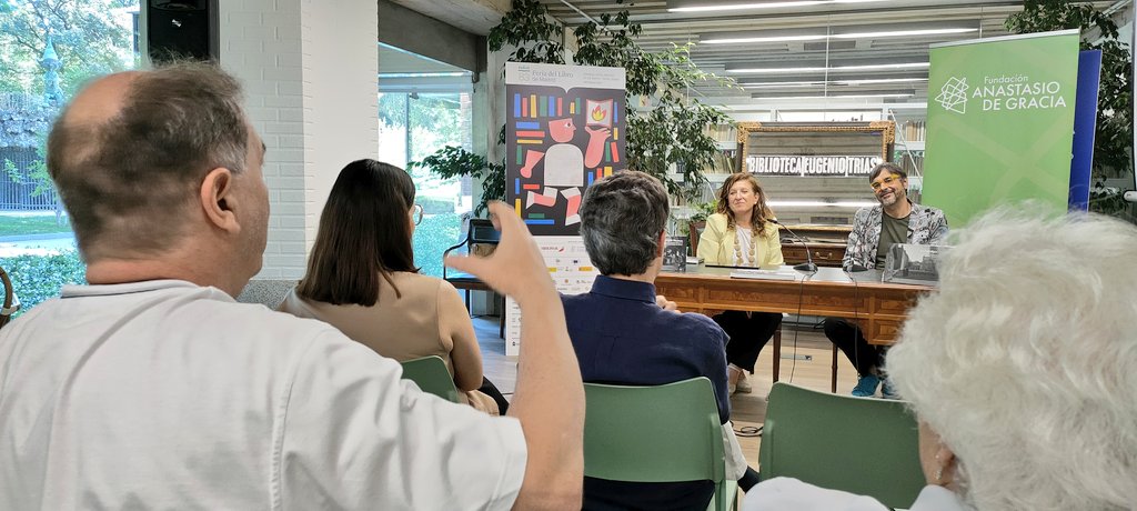 moriolvico's tweet photo. La @FLMadrid ofrece un foro espléndido para conocer y escuchar autores/as y expertos/as sobre temas tan apasionantes como el valor de las tarjetas postales y, por desgracia, su posible pérdida.

📢 «Andalucía en la Fototipia Thomas», de @asalben, colección @AnastasioGracia. https://t.co/j3t5vEvdWW