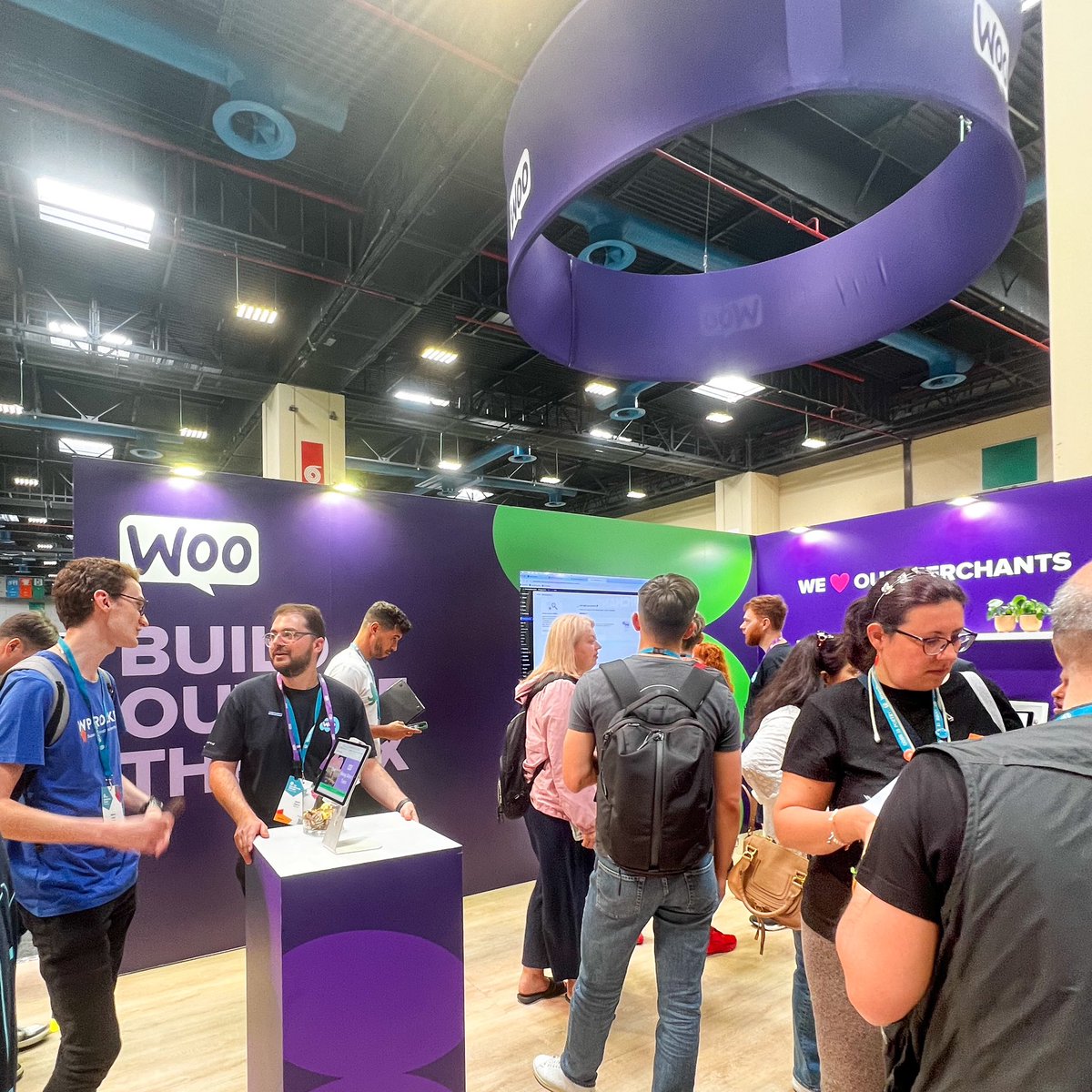 automattic's tweet image. The Automattic family is better when we’re together. 💙💜🤍💚

Swing by our mega booth to meet all the #Automattic brands: @jetpack, @WooCommerce, @WordPressVIP, @wordpressdotcom, @Gravatar, @pocketcasts, @dayoneapp, and @automattic.