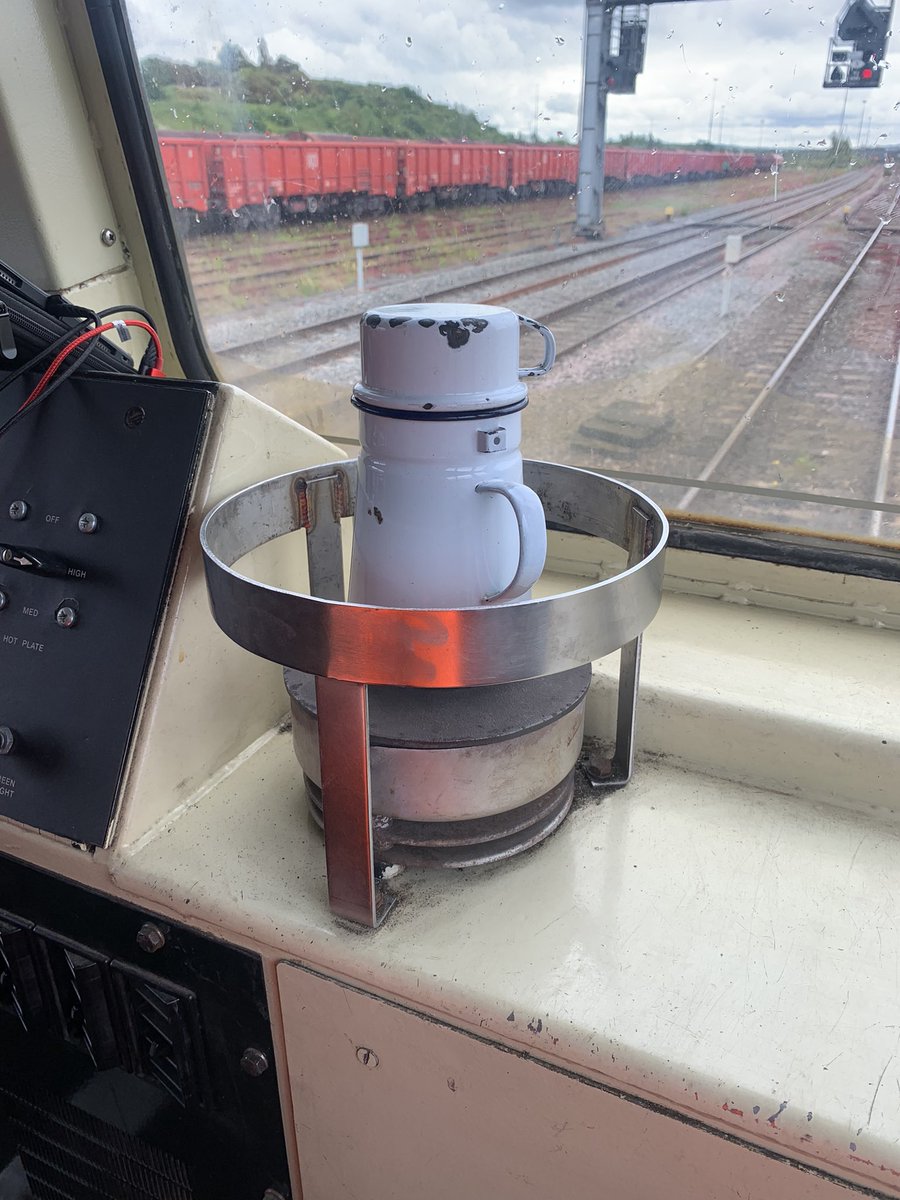 brackos's tweet photo. Mash time @nickainley69 Loco running like a dream thanks to @Conderian75 https://t.co/kaUmGCksQC