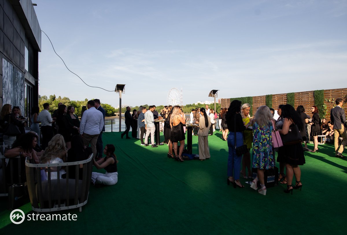 StreamateEurope's tweet image. From the lake to the plate – a perfect night with our Streamate partners! 🌊🍴 #Networking #EventHighlights #PartnerEvent