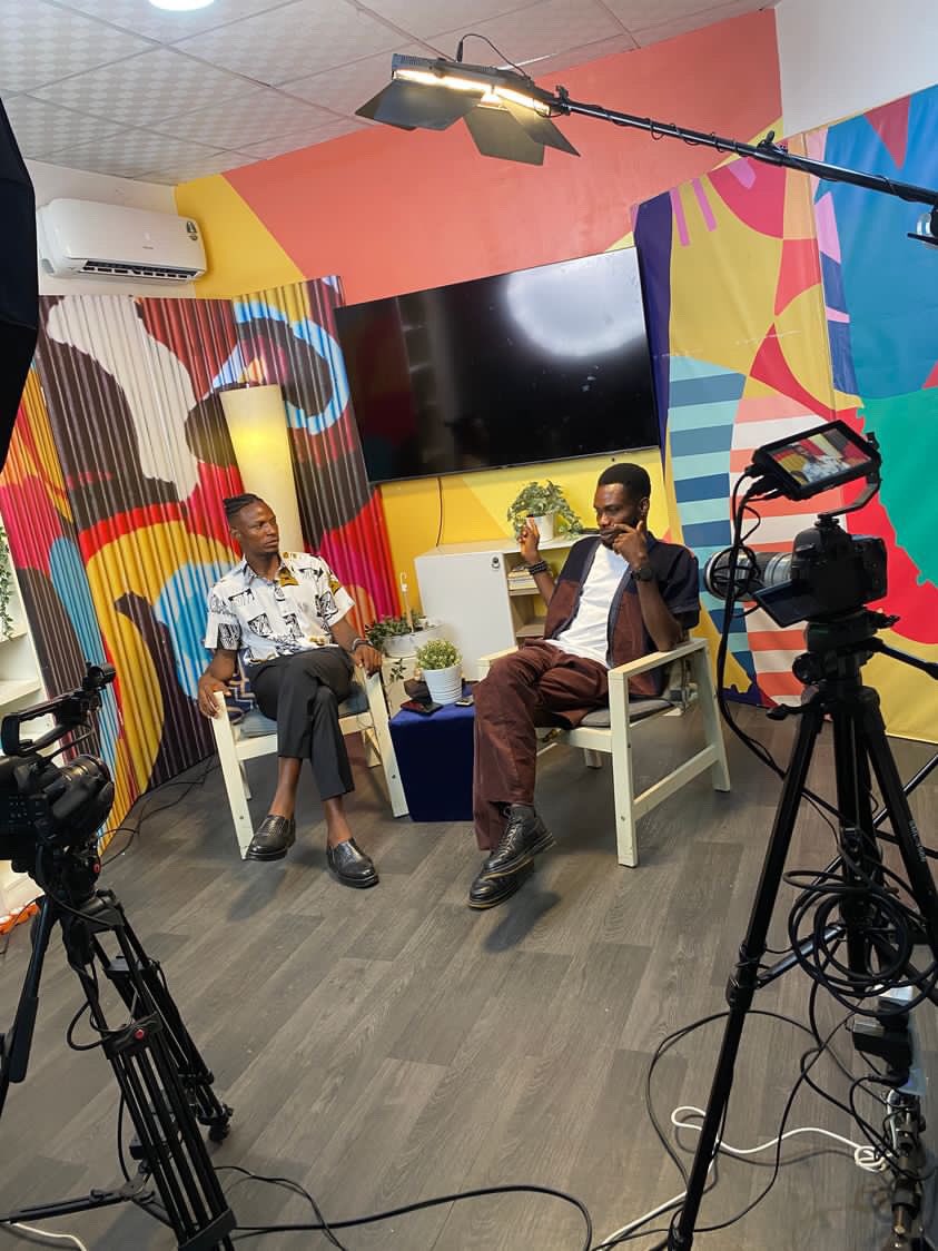 MeetItohs's tweet photo. Thanks for coming through @kyauta_seth 🙏🏾

Big thanks to our fashion 👖👕 partner @memz_culture for the outfit
Studio partner @ourimpactcentral

#meetpersonalityshow #memzculture https://t.co/0AuFkbeOA3