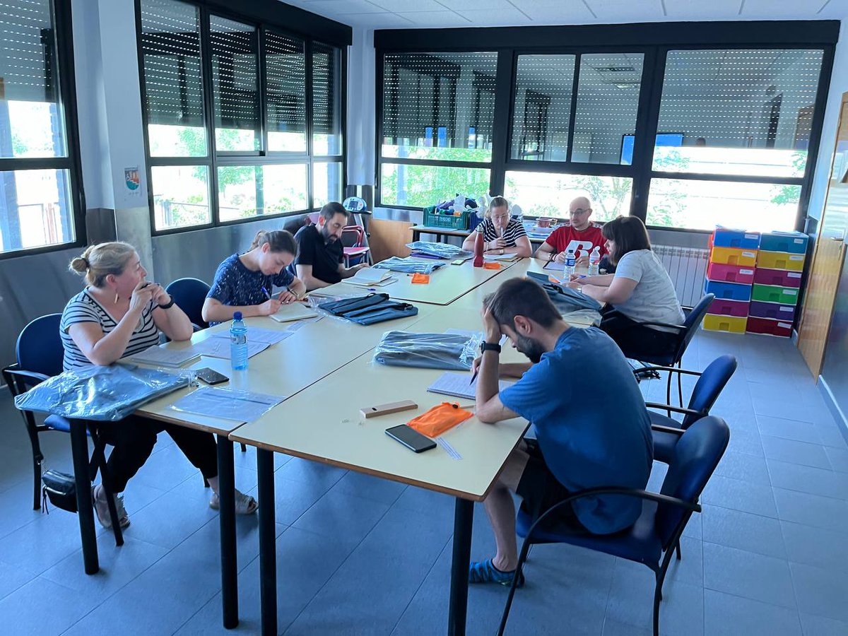 #OVICC #AsistenciaPersonal
Hemos empezado el curso de "Recursos y herramientas para la asistencia personal"
+Info en el enlace:
cocemfecaceres.org/?q=node/405
Este proyecto está financiado por Fundación ONCE y de la Consejería de Sanidad y Servicios Sociales de la Junta de Extremadura.