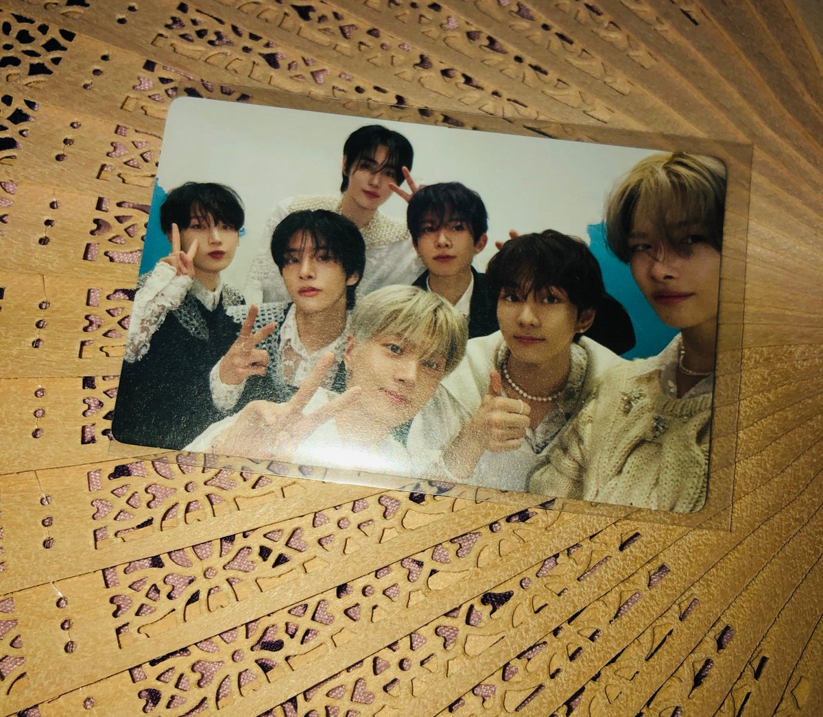 sooyacartz's tweet photo. giveaway alert! ~

2winners of ot7 photocards (see photo below)
winner must be willing to shoulder the sf

-just rt the posts in the comments below

winners will be pick later @.12am https://t.co/PnEgyCUcEA