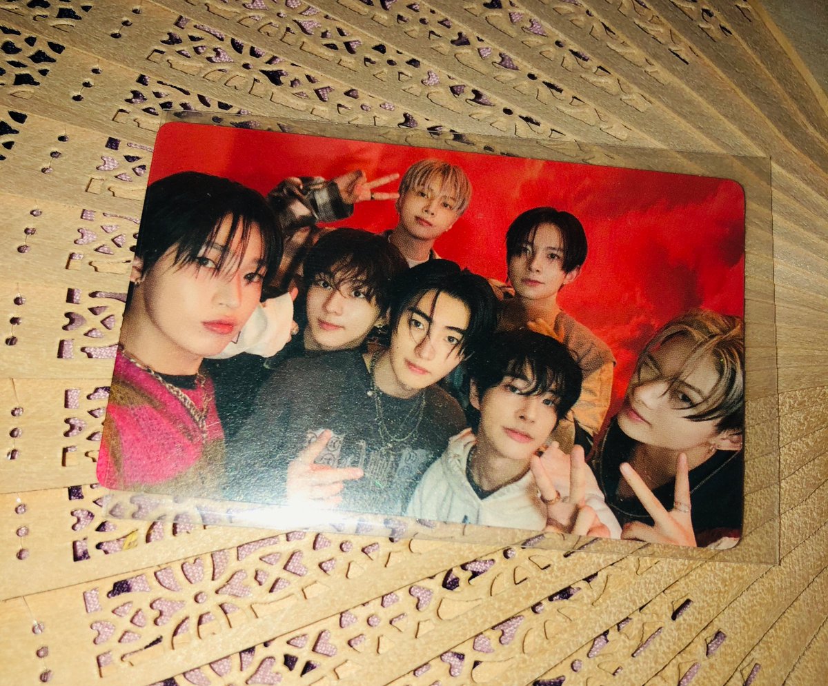 sooyacartz's tweet photo. giveaway alert! ~

2winners of ot7 photocards (see photo below)
winner must be willing to shoulder the sf

-just rt the posts in the comments below

winners will be pick later @.12am https://t.co/PnEgyCUcEA