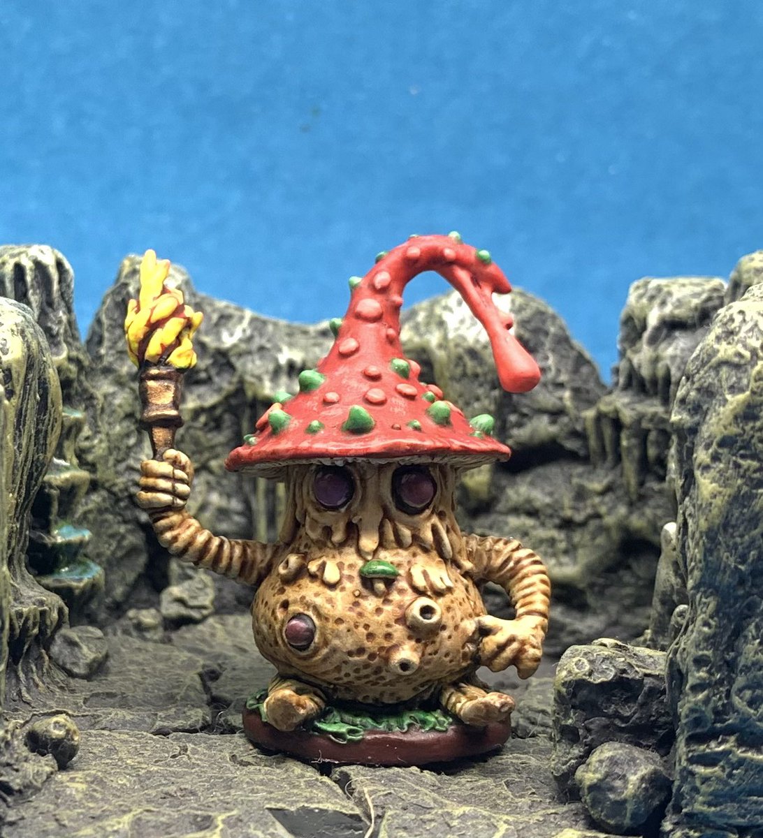 LittleSoldierCo's tweet photo. Just released… a Myconid adventurer (Slug Wizard!) in the Dungeon Adventure range…

https://t.co/w6XP2TokKR https://t.co/g92tDKLaMo